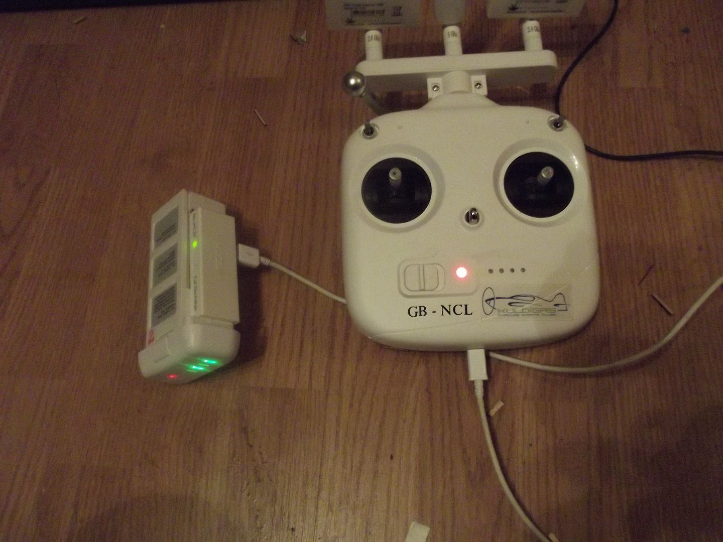 Turning on battery to discharge DJI Phantom Drone Forum